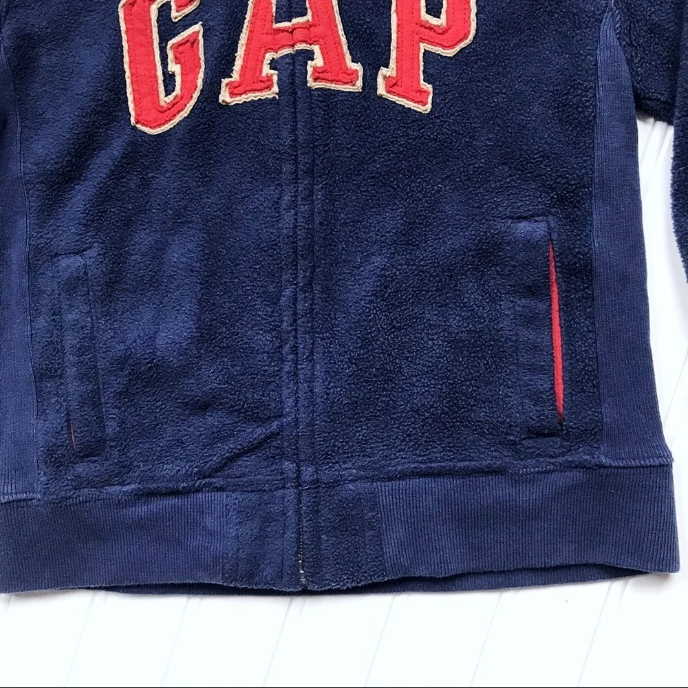 •GAP• Signature fleece hoodie